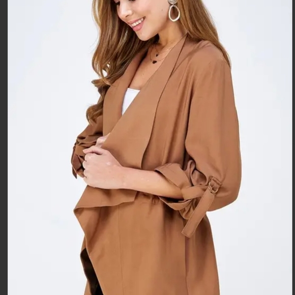 046 - NEW! CHIC AND FABULOUS CAMEL STYLISH DRAPED OPEN FRONT TRENCH DUSTER - Picture 5 of 6